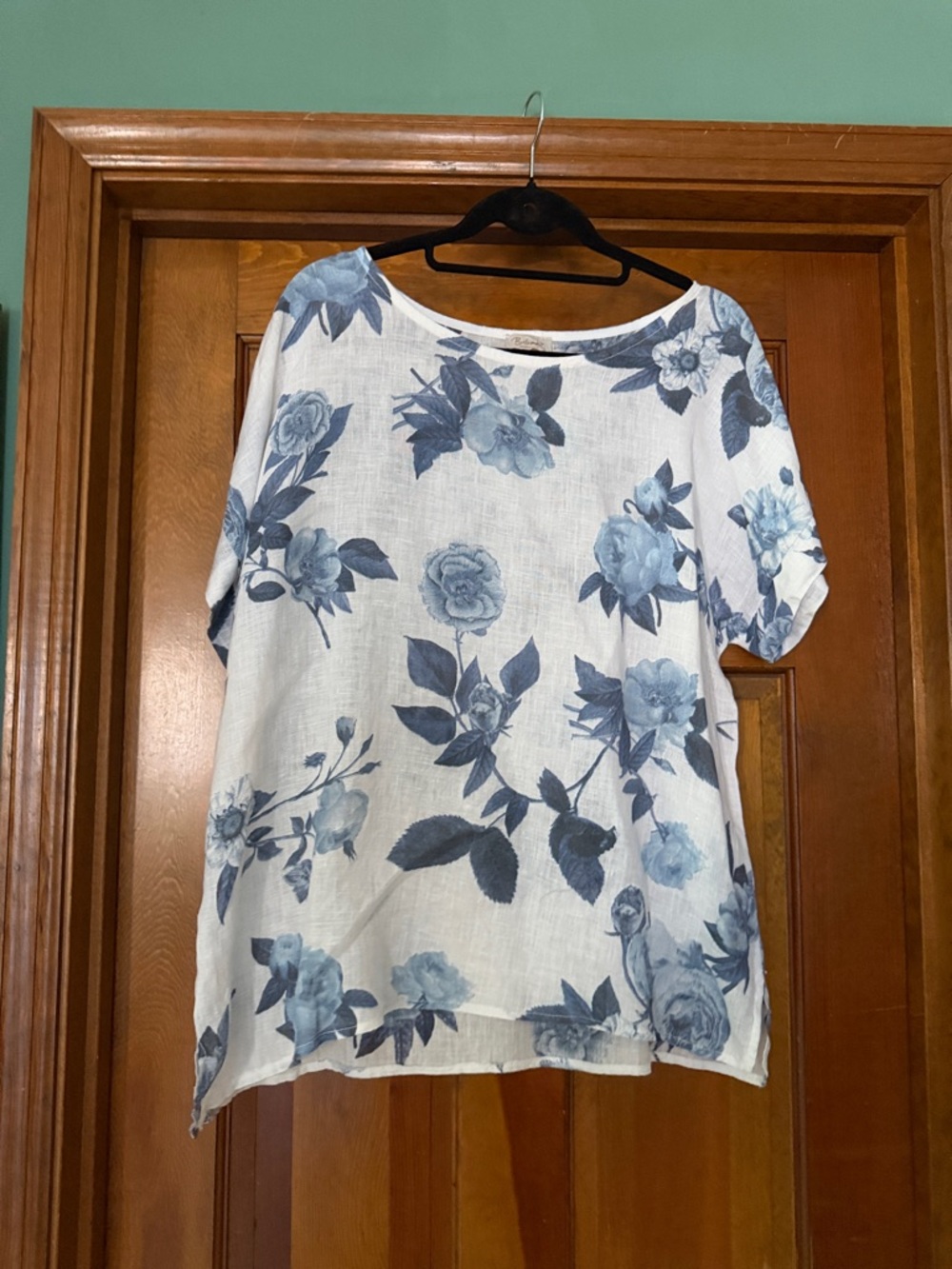 Blue Floral Short-Sleeve Linen-Blend Top - Women's